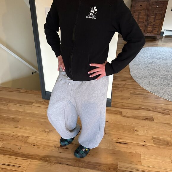 Disney Black Zip up w/ collar, Disney logo on Chest Wht Mickey on back, Junior L - Picture 5 of 6